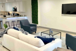 2Br Plush Suites- Hidden Gem